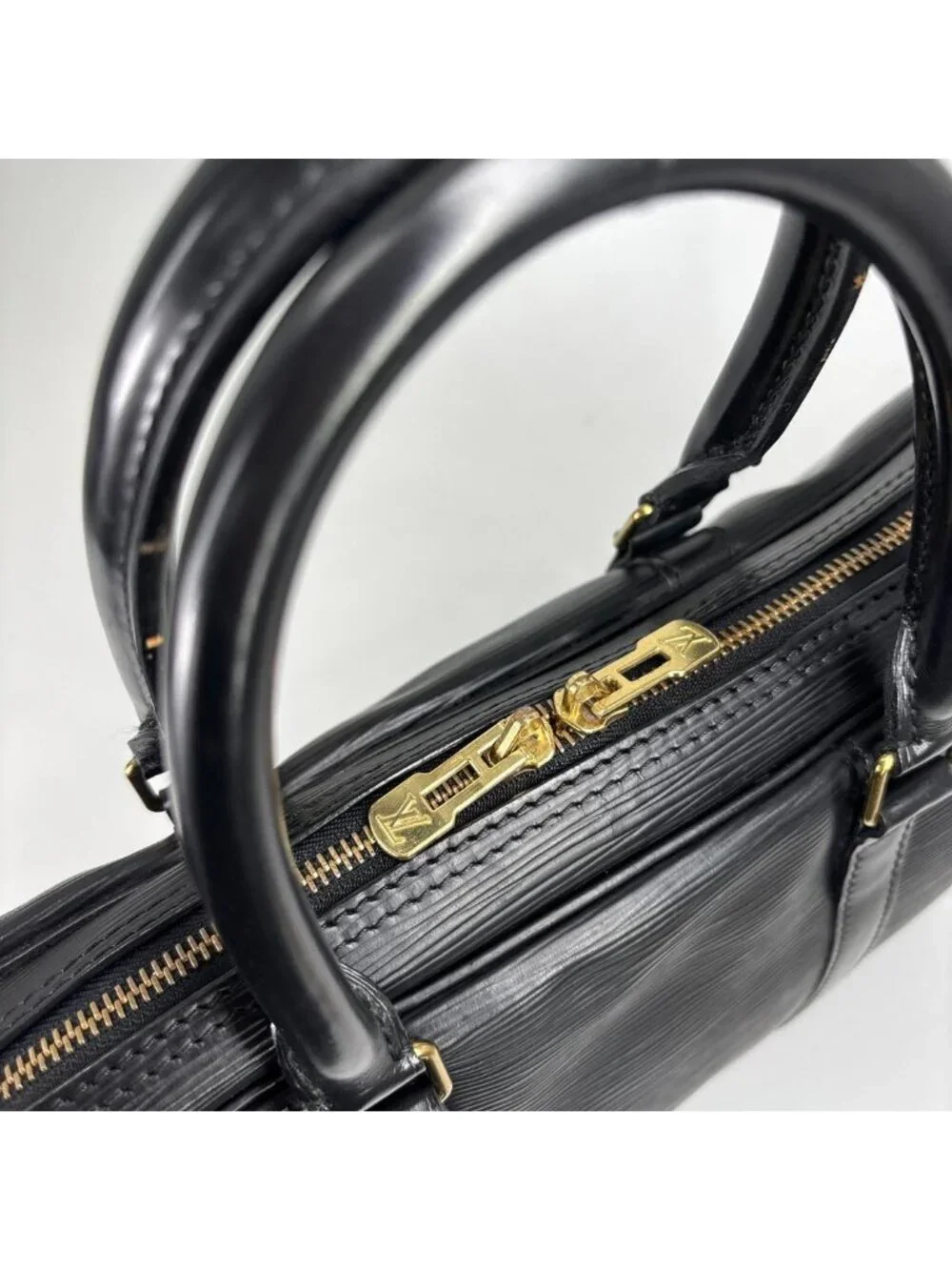 Louis Vuitton Epi Porte Document Voyage
